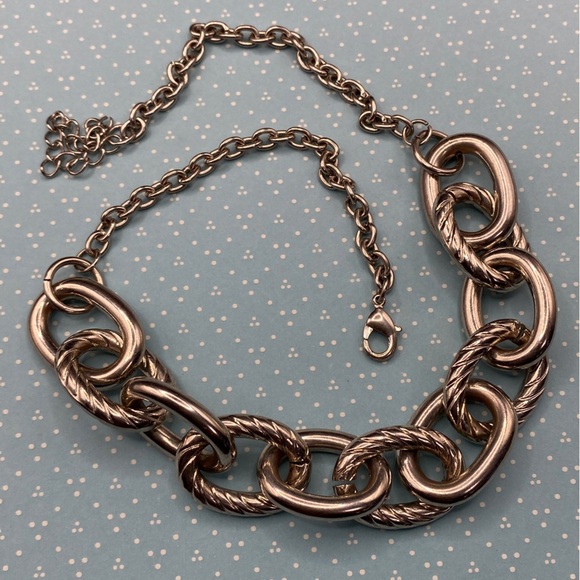 Chunky Silver Tone Chain Textured Link Necklace - Picture 4 of 6